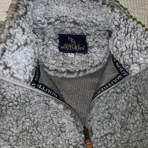 Simply Southern pullover - Picture 3 of 3